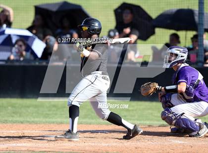Thumbnail 2 in Bonham vs. Crandall (UIL 4A Region II Bi-District Playoff) photogallery.