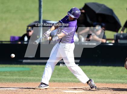 Thumbnail 1 in Bonham vs. Crandall (UIL 4A Region II Bi-District Playoff) photogallery.