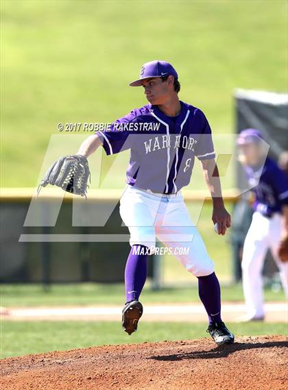 Thumbnail 2 in Bonham vs. Crandall (UIL 4A Region II Bi-District Playoff) photogallery.