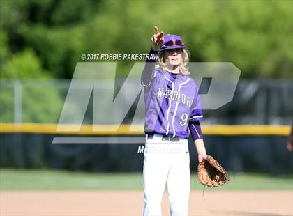 Thumbnail 3 in Bonham vs. Crandall (UIL 4A Region II Bi-District Playoff) photogallery.