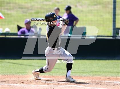 Thumbnail 1 in Bonham vs. Crandall (UIL 4A Region II Bi-District Playoff) photogallery.