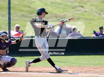 Thumbnail 1 in Bonham vs. Crandall (UIL 4A Region II Bi-District Playoff) photogallery.