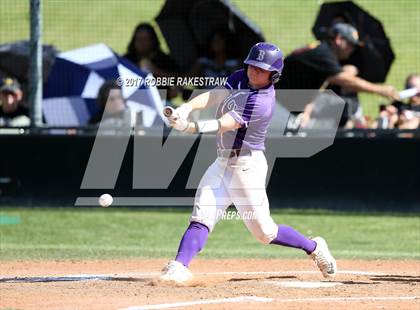 Thumbnail 3 in Bonham vs. Crandall (UIL 4A Region II Bi-District Playoff) photogallery.