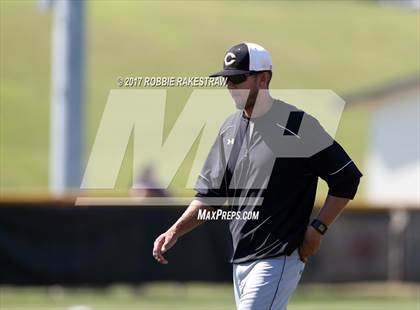 Thumbnail 2 in Bonham vs. Crandall (UIL 4A Region II Bi-District Playoff) photogallery.