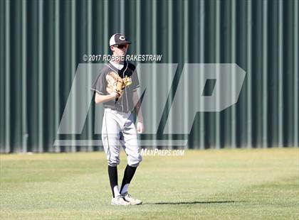 Thumbnail 1 in Bonham vs. Crandall (UIL 4A Region II Bi-District Playoff) photogallery.