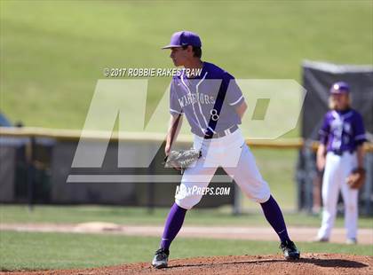 Thumbnail 3 in Bonham vs. Crandall (UIL 4A Region II Bi-District Playoff) photogallery.