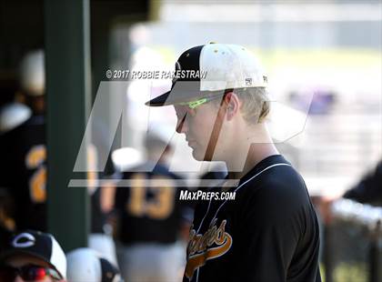 Thumbnail 2 in Bonham vs. Crandall (UIL 4A Region II Bi-District Playoff) photogallery.