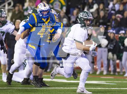 Thumbnail 2 in Lindenhurst vs. West Islip - Section XI Division II Finals photogallery.