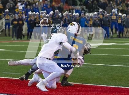 Thumbnail 3 in Lindenhurst vs. West Islip - Section XI Division II Finals photogallery.