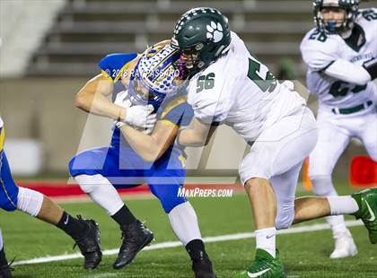 Thumbnail 2 in Lindenhurst vs. West Islip - Section XI Division II Finals photogallery.