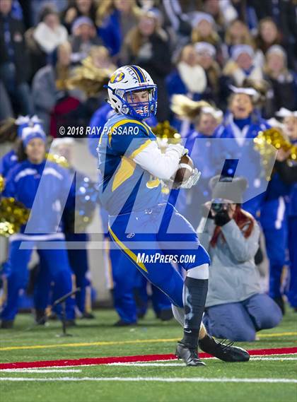 Thumbnail 3 in Lindenhurst vs. West Islip - Section XI Division II Finals photogallery.
