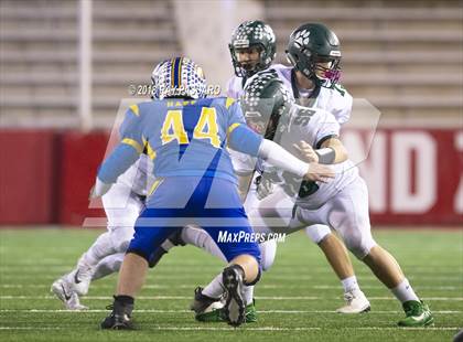 Thumbnail 1 in Lindenhurst vs. West Islip - Section XI Division II Finals photogallery.