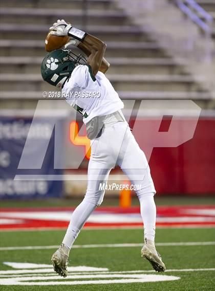 Thumbnail 1 in Lindenhurst vs. West Islip - Section XI Division II Finals photogallery.