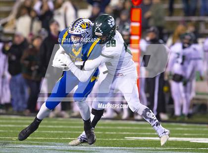 Thumbnail 3 in Lindenhurst vs. West Islip - Section XI Division II Finals photogallery.