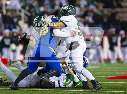 Thumbnail 2 in Lindenhurst vs. West Islip - Section XI Division II Finals photogallery.