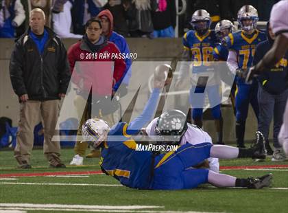 Thumbnail 2 in Lindenhurst vs. West Islip - Section XI Division II Finals photogallery.