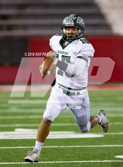 Thumbnail 2 in Lindenhurst vs. West Islip - Section XI Division II Finals photogallery.