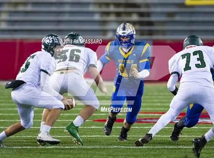 Thumbnail 3 in Lindenhurst vs. West Islip - Section XI Division II Finals photogallery.