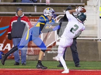 Thumbnail 1 in Lindenhurst vs. West Islip - Section XI Division II Finals photogallery.