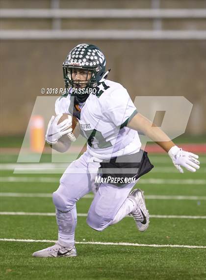 Thumbnail 3 in Lindenhurst vs. West Islip - Section XI Division II Finals photogallery.