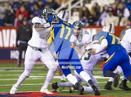 Thumbnail 3 in Lindenhurst vs. West Islip - Section XI Division II Finals photogallery.