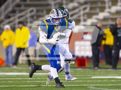 Thumbnail 1 in Lindenhurst vs. West Islip - Section XI Division II Finals photogallery.