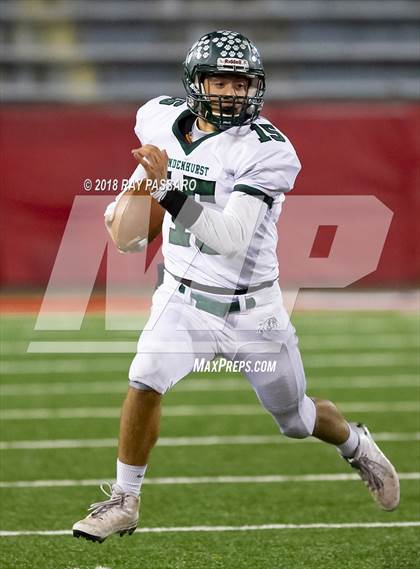 Thumbnail 2 in Lindenhurst vs. West Islip - Section XI Division II Finals photogallery.