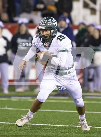 Thumbnail 2 in Lindenhurst vs. West Islip - Section XI Division II Finals photogallery.