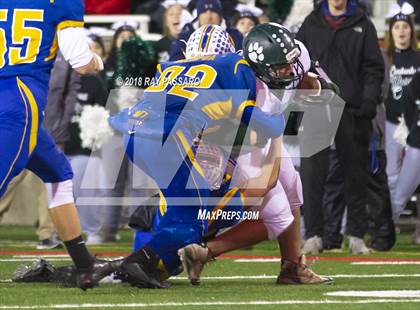 Thumbnail 3 in Lindenhurst vs. West Islip - Section XI Division II Finals photogallery.
