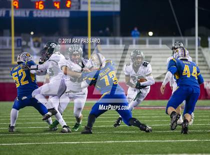 Thumbnail 3 in Lindenhurst vs. West Islip - Section XI Division II Finals photogallery.