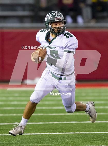 Thumbnail 3 in Lindenhurst vs. West Islip - Section XI Division II Finals photogallery.