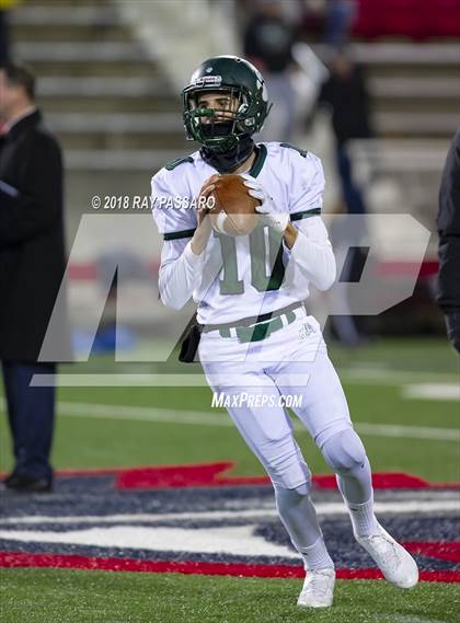 Thumbnail 2 in Lindenhurst vs. West Islip - Section XI Division II Finals photogallery.