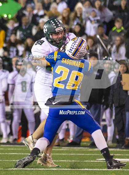 Thumbnail 3 in Lindenhurst vs. West Islip - Section XI Division II Finals photogallery.