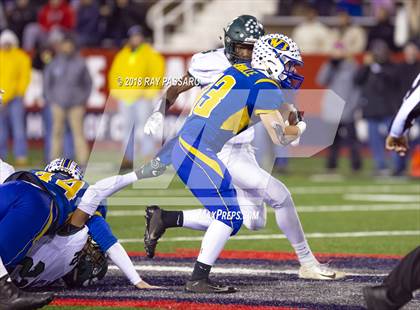 Thumbnail 3 in Lindenhurst vs. West Islip - Section XI Division II Finals photogallery.