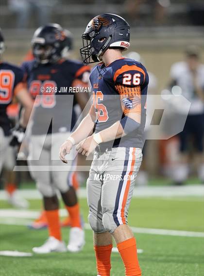 Thumbnail 3 in McNeil @ Glenn photogallery.