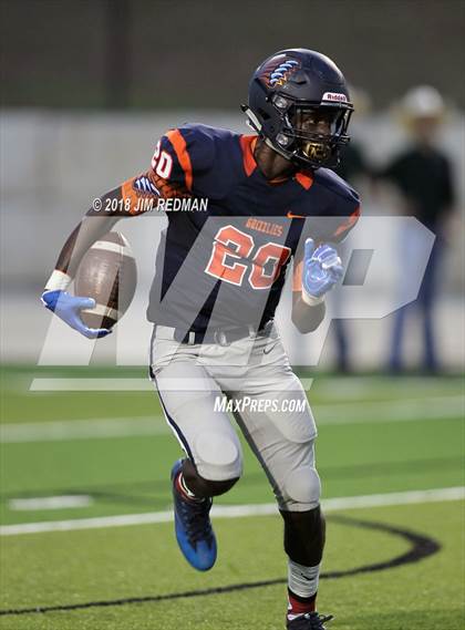 Thumbnail 3 in McNeil @ Glenn photogallery.