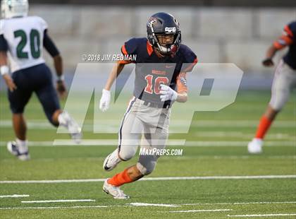 Thumbnail 2 in McNeil @ Glenn photogallery.