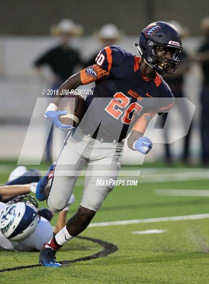 Thumbnail 2 in McNeil @ Glenn photogallery.