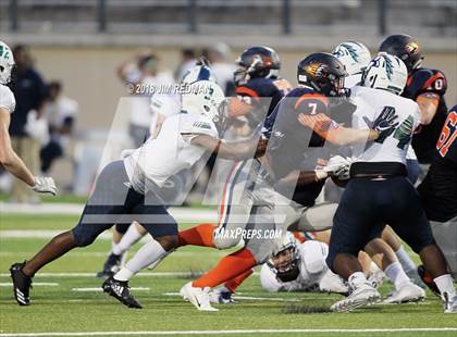 Thumbnail 2 in McNeil @ Glenn photogallery.