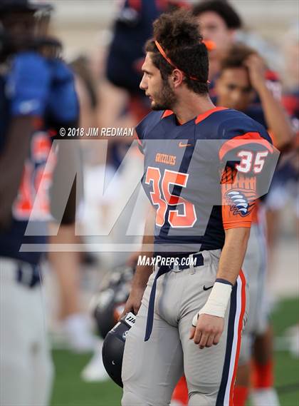 Thumbnail 3 in McNeil @ Glenn photogallery.