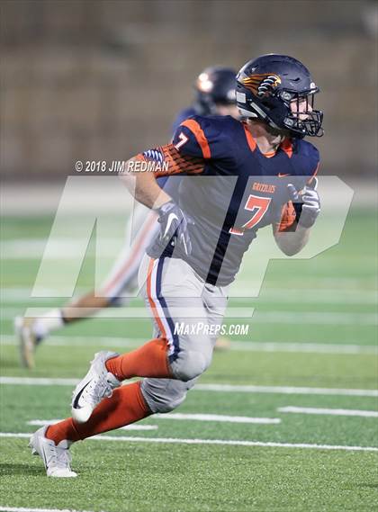 Thumbnail 2 in McNeil @ Glenn photogallery.
