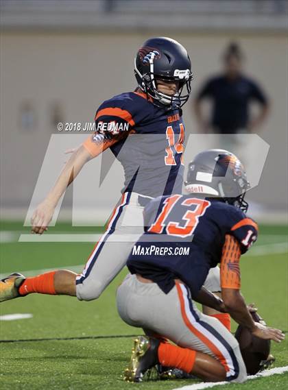 Thumbnail 3 in McNeil @ Glenn photogallery.