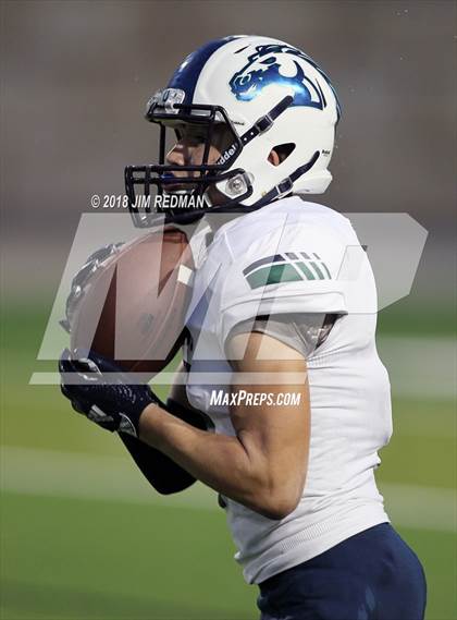Thumbnail 1 in McNeil @ Glenn photogallery.