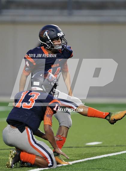 Thumbnail 2 in McNeil @ Glenn photogallery.