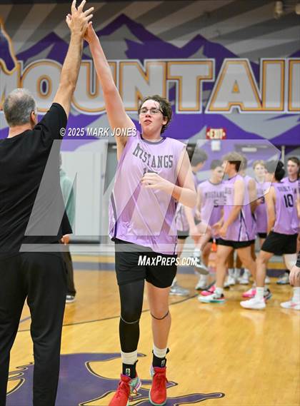Thumbnail 1 in Canyon del Oro @ Sunrise Mountain (AIA 5A Play-In) photogallery.
