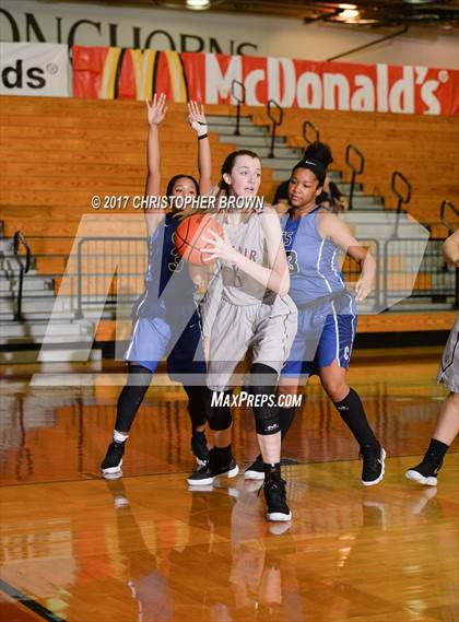 Thumbnail 3 in Cy-Fair vs Clear Springs (McDonald's Texas Invitational) photogallery.