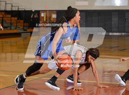 Thumbnail 3 in Cy-Fair vs Clear Springs (McDonald's Texas Invitational) photogallery.