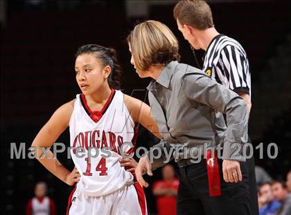 Thumbnail 2 in Carondelet vs. Mater Dei (CIF State D2 Final) photogallery.