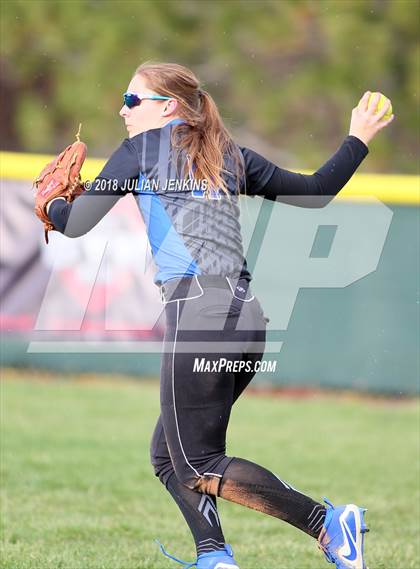 Thumbnail 3 in Timberline @ Eagle photogallery.