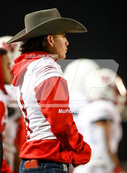 Thumbnail 2 in McCamey vs. Wellington (UIL 2A Quarterfinal) photogallery.